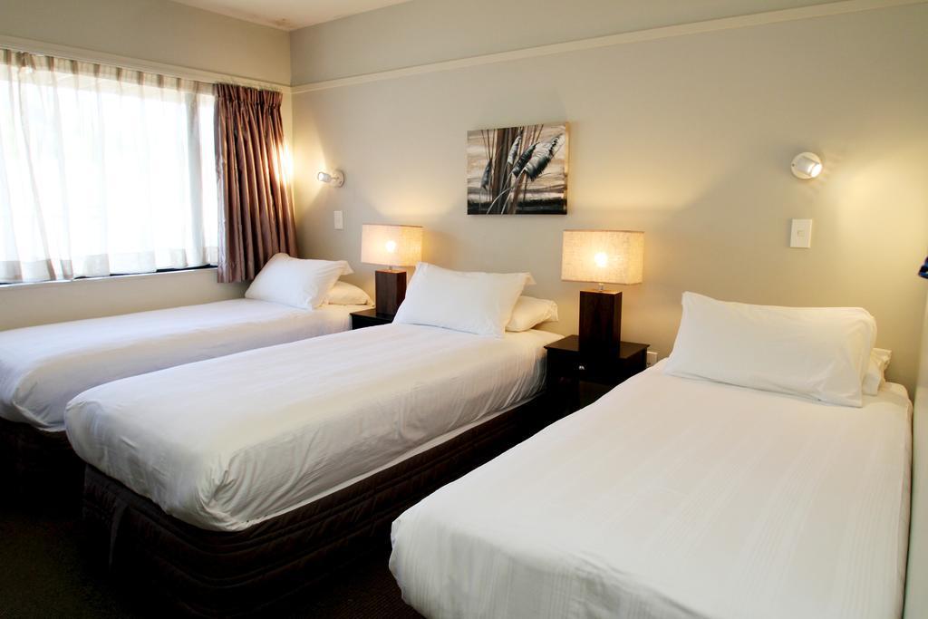 Aloha Lodge Beachside Accommodation Нельсон Екстер'єр фото