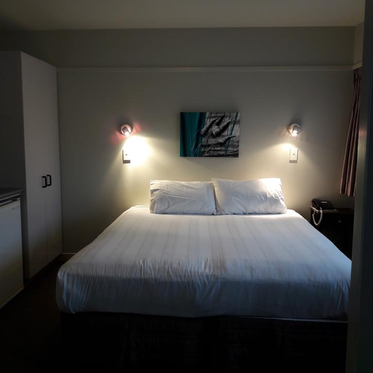 Aloha Lodge Beachside Accommodation Нельсон Екстер'єр фото