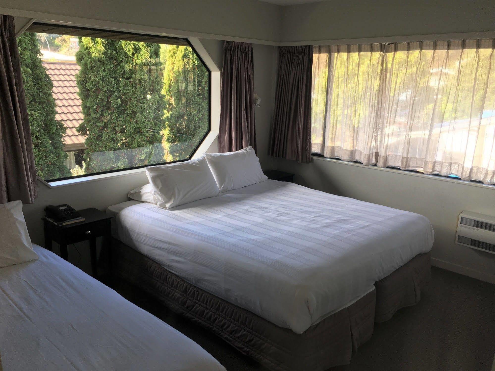 Aloha Lodge Beachside Accommodation Нельсон Екстер'єр фото